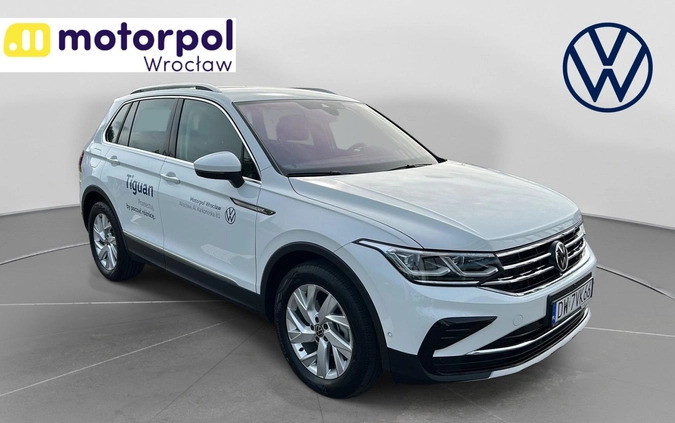 Volkswagen Tiguan cena 163900 przebieg: 6231, rok produkcji 2023 z Korfantów małe 301